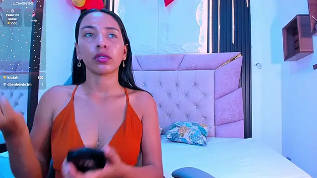 Emma lorense22 online show from February 22, 2025, 7:25 pm