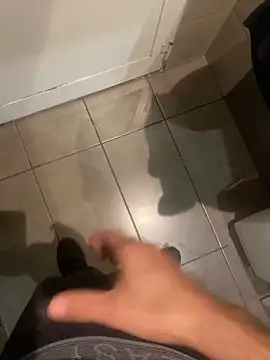 mikekmi21 online show from February 20, 2025, 12:36 pm