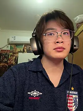 Snapshot of Anson0722 chatting on February 8, 2026, 3:15 pm Anson0722 online show from February 8, 2026, 3:15 pm