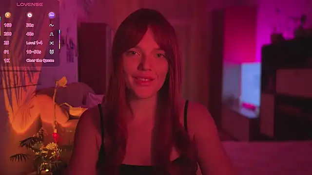 CherryRed Girl online show from July 12, 2026, 9:28 pm