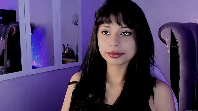 Snapshot of Seren_Bleck chatting on October 21, 2025, 2:45 am Seren Bleck online show from October 21, 2025, 2:45 am