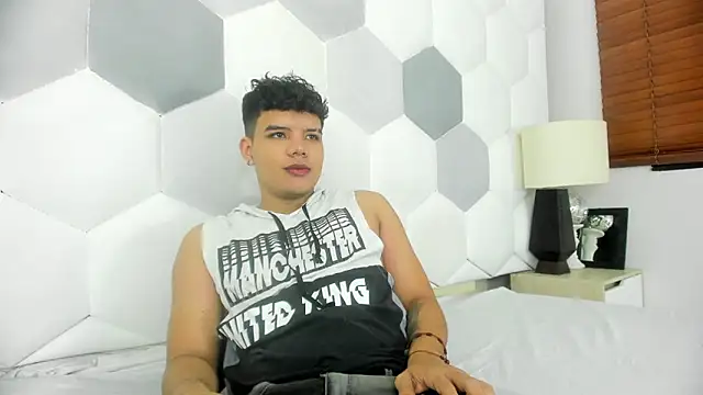 Axel Forte online show from March 25, 2026, 1:17 pm