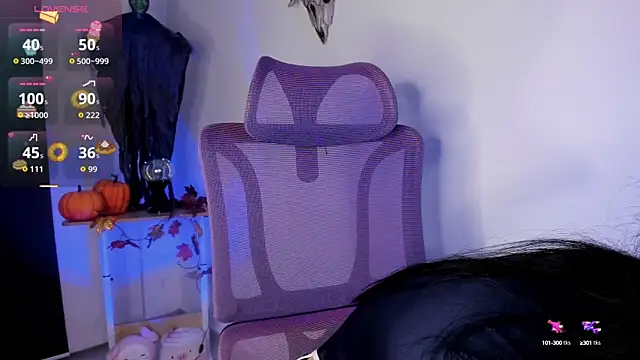 Snapshot of MiaWilsson_ chatting on October 10, 2025, 4:00 am MiaWilsson online show from October 10, 2025, 4:00 am