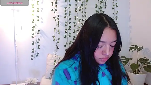 hellokitty  valery online show from March 4, 2026, 3:01 am