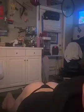 Polaroid White online show from December 15, 2025, 11:03 am