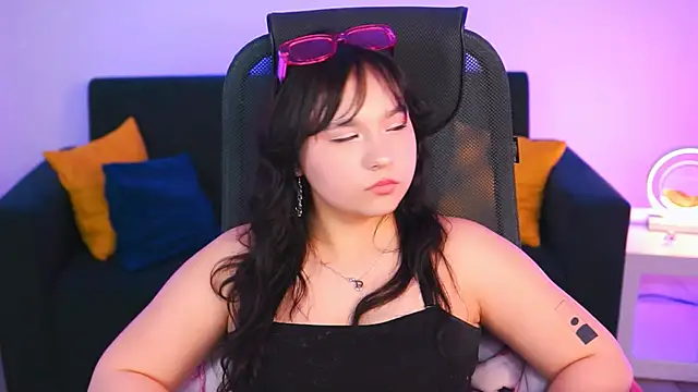 Snapshot of HanaWise chatting on February 24, 2025, 2:15 pm HanaWise online show from February 24, 2025, 2:15 pm