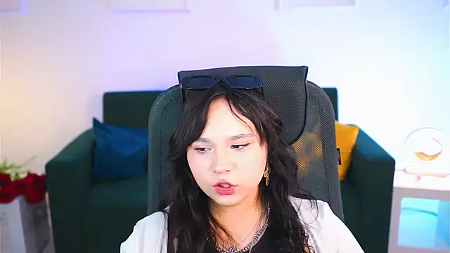 Snapshot of HanaWise chatting on February 26, 2025, 11:09 am HanaWise online show from February 26, 2025, 11:09 am