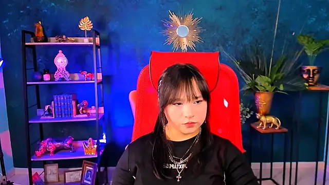 Snapshot of HanaWise chatting on March 4, 2025, 8:13 am HanaWise online show from March 4, 2025, 8:13 am