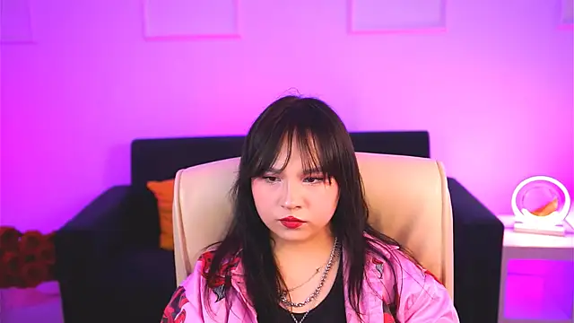 Snapshot of HanaWise chatting on March 7, 2025, 8:13 am HanaWise online show from March 7, 2025, 8:13 am