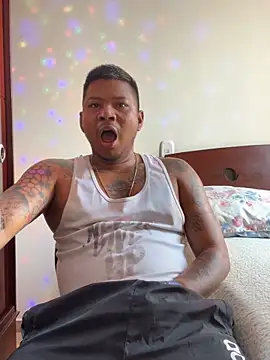 Saipuer31 online show from December 15, 2025, 5:06 pm