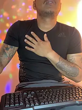 Saipuer31 online show from February 6, 2026, 4:43 pm