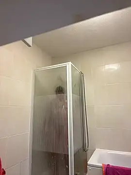 Snapshot of rickalishas8819 chatting on February 22, 2025, 9:01 am rickalishas8819 online show from February 22, 2025, 9:01 am