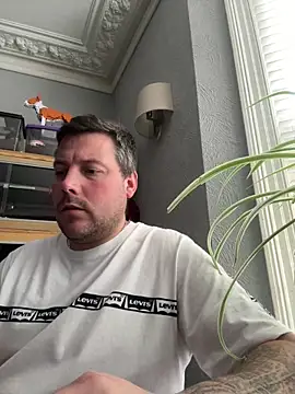 Snapshot of rickalishas8819 chatting on February 22, 2025, 4:30 pm rickalishas8819 online show from February 22, 2025, 4:30 pm