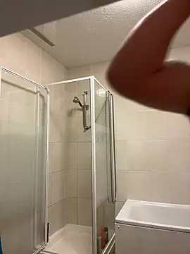 Snapshot of rickalishas8819 chatting on February 26, 2025, 8:00 pm rickalishas8819 online show from February 26, 2025, 8:00 pm