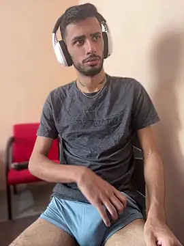 Snapshot of iendriw chatting on March 13, 2025, 12:02 pm iendriw online show from March 13, 2025, 12:02 pm