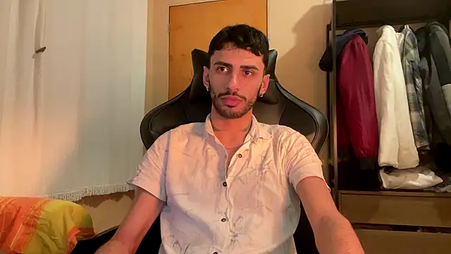 Snapshot of iendriw chatting on September 16, 2025, 1:39 am iendriw online show from September 16, 2025, 1:39 am