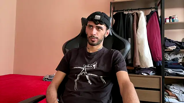 iendriw online show from December 5, 2025, 5:31 pm