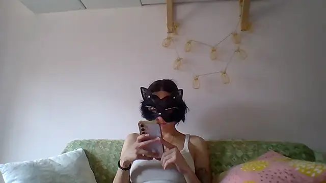 kittysissy online show from June 24, 2026, 11:53 am