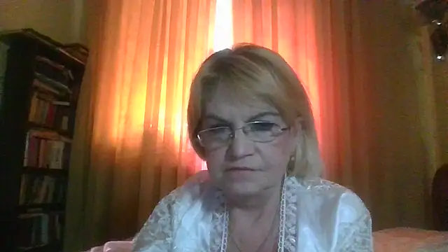 Snapshot of Heidi-Helga chatting on February 27, 2025, 4:52 am Heidi-Helga online show from February 27, 2025, 4:52 am