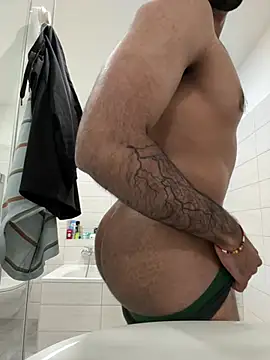 Snapshot of jojofloflo chatting on March 19, 2025, 9:16 pm jojofloflo online show from March 19, 2025, 9:16 pm