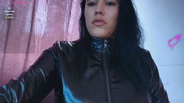 Snapshot of SophiTay chatting on November 10, 2025, 6:51 pm SophiTay online show from November 10, 2025, 6:51 pm