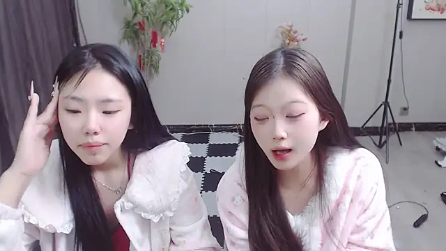 Snapshot of Facai55555 chatting on February 25, 2025, 11:19 am Facai55555 online show from February 25, 2025, 11:19 am