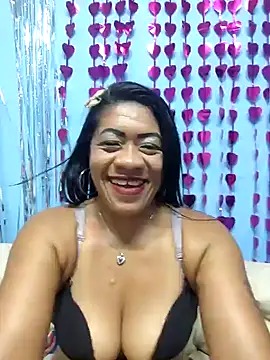 Snapshot of Tocameamor chatting on March 3, 2025, 9:59 pm Tocameamor online show from March 3, 2025, 9:59 pm