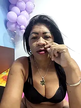 Snapshot of Tocameamor chatting on October 10, 2025, 2:16 pm Tocameamor online show from October 10, 2025, 2:16 pm