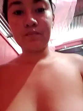 Snapshot of meddy_delicinha chatting on March 2, 2025, 2:32 pm meddy delicinha online show from March 2, 2025, 2:32 pm