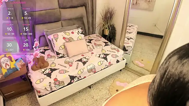 Snapshot of Layla_Clarke chatting on September 13, 2025, 3:50 am Layla Clarke online show from September 13, 2025, 3:50 am