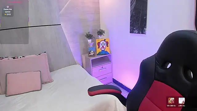 Snapshot of Layla_Clarke chatting on January 10, 2026, 3:41 am Layla Clarke online show from January 10, 2026, 3:41 am