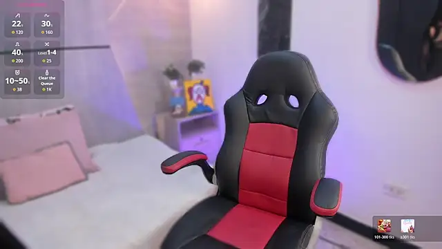 Snapshot of Layla_Clarke chatting on January 13, 2026, 3:34 am Layla Clarke online show from January 13, 2026, 3:34 am