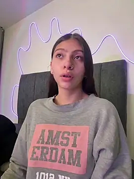 Dirty-Bunnyyy online show from May 23, 2026, 3:01 am