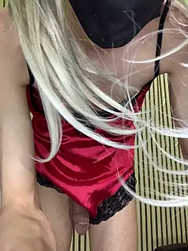 Femboylili online show from May 23, 2026, 10:14 pm