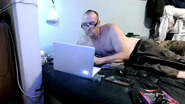 PornStro921 online show from September 30, 2025, 2:49 am