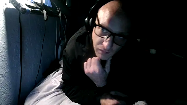 PornStro921 online show from October 30, 2025, 8:20 pm