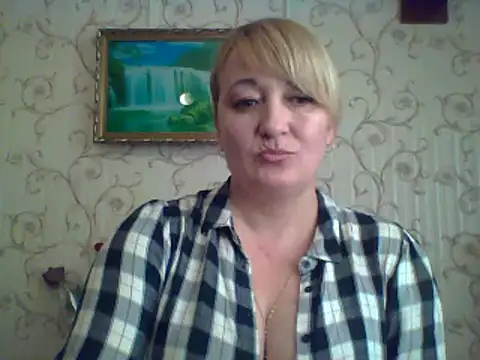 Snapshot of ArielXLoveresss chatting on March 9, 2025, 12:20 pm ArielXLoveresss online show from March 9, 2025, 12:20 pm