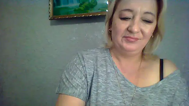 Snapshot of ArielXLoveresss chatting on October 5, 2025, 7:17 am ArielXLoveresss online show from October 5, 2025, 7:17 am