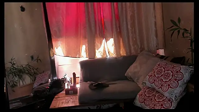 SoleiAndKairo online show from April 29, 2026, 5:17 pm