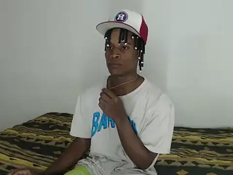 thomas love11 online show from March 14, 2025, 11:32 pm