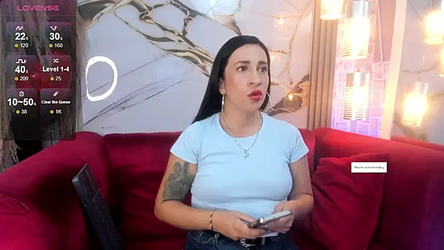 Snapshot of Bella_williamss_ chatting on July 8, 2026, 7:40 pm Bella williamss online show from July 8, 2026, 7:40 pm