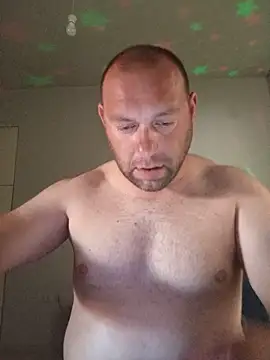 Snapshot of chris19851 chatting on June 7, 2026, 9:13 am chris19851 online show from June 7, 2026, 9:13 am