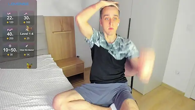 your super hero online show from February 25, 2025, 6:47 am