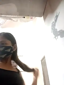 heena-3678 online show from October 25, 2025, 1:51 pm