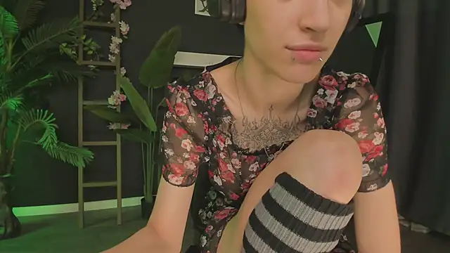 Snapshot of lisbatsyy chatting on March 10, 2025, 4:38 am lisbatsyy online show from March 10, 2025, 4:38 am