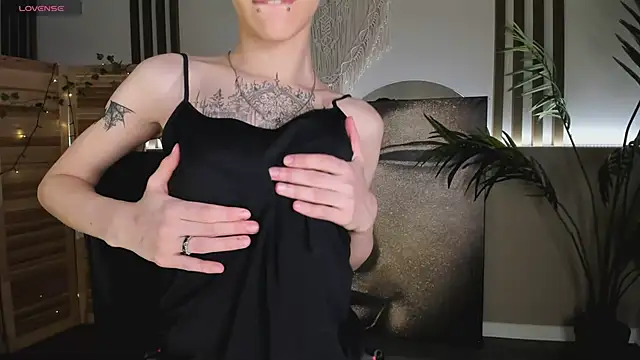 Snapshot of lisbatsyy chatting on March 12, 2025, 7:49 pm lisbatsyy online show from March 12, 2025, 7:49 pm