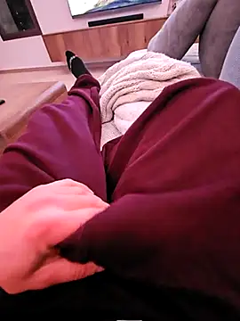 Mpinios online show from March 19, 2025, 9:16 pm