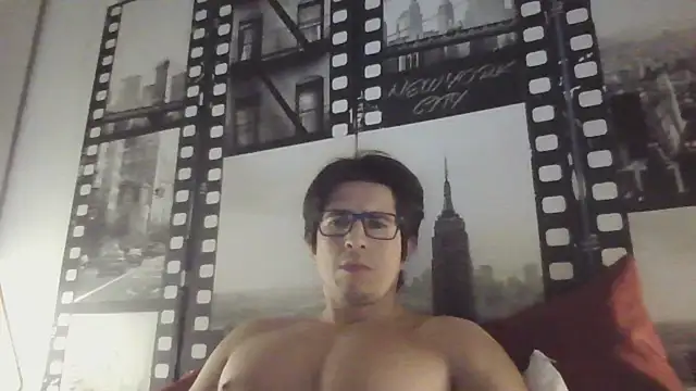 Introlatino88 online show from February 23, 2025, 11:47 pm