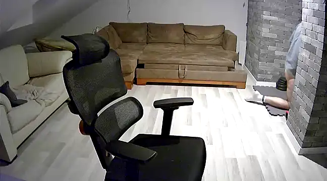 Snapshot of gryzoon chatting on March 23, 2025, 12:04 am gryzoon online show from March 23, 2025, 12:04 am