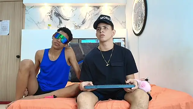 KING OFF BOYS online show from October 16, 2025, 3:13 pm